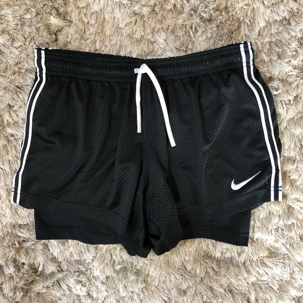 Nike | Black Woman’s Shorts w/ fitted liner